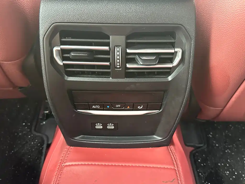 BMW i3 2023 — фото 13