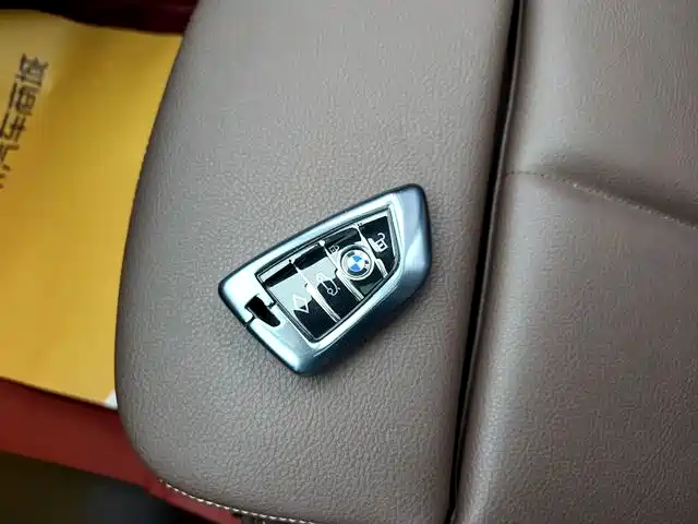 BMW X1 2022 — фото 12