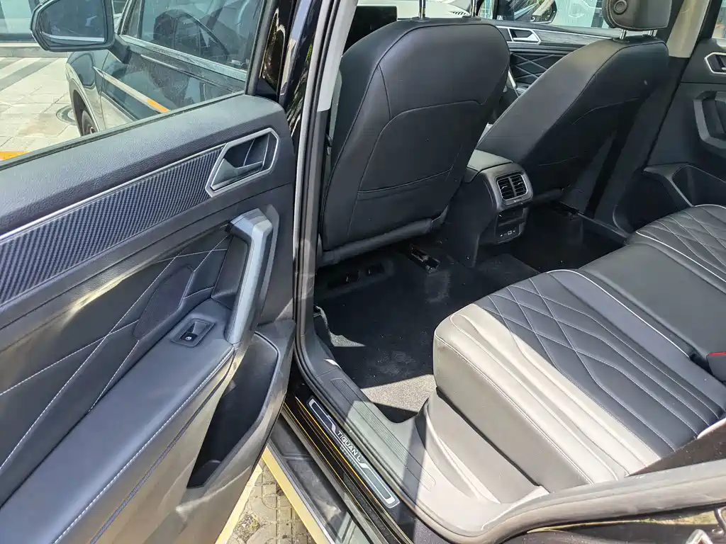 Volkswagen Tiguan L 2025
