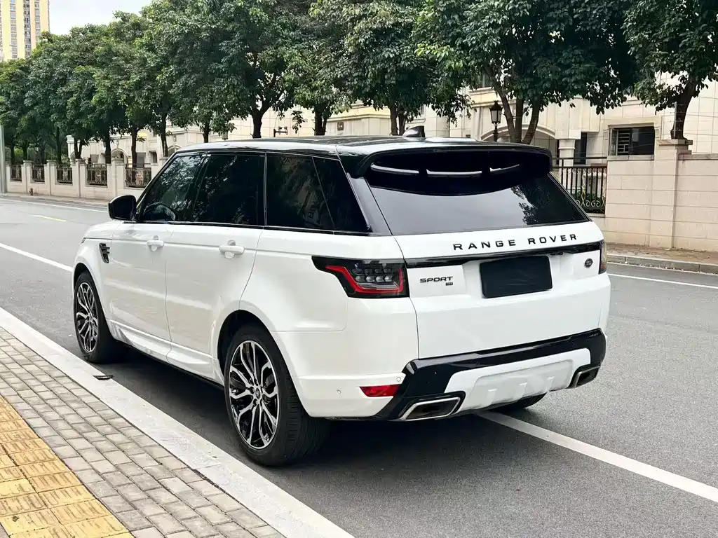 Land Rover Sport 2021 — фото 9