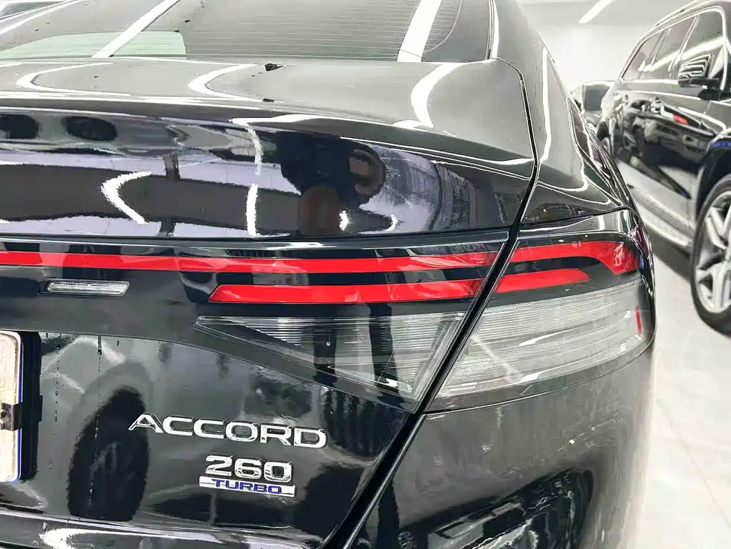Honda Accord 2023 — фото 20