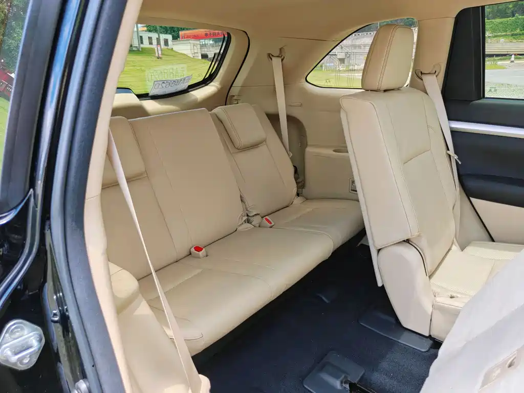 Toyota Highlander 2016 — фото 16