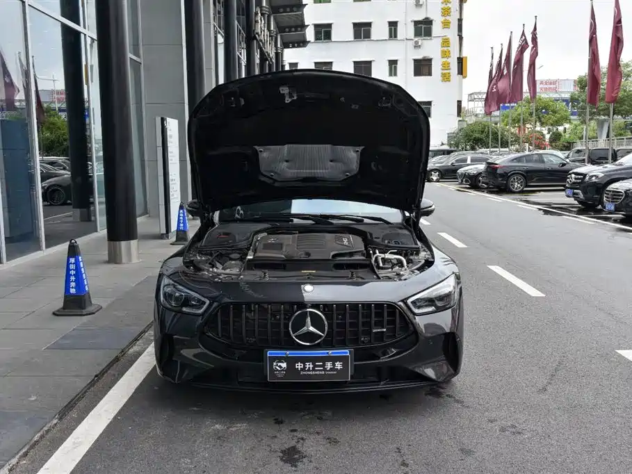 Mercedes-Benz AMG GT 2025 — фото 15