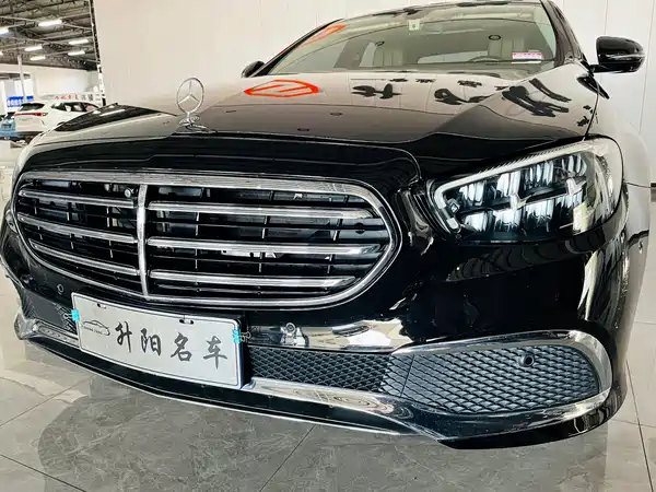 Mercedes-Benz E-Class 2023