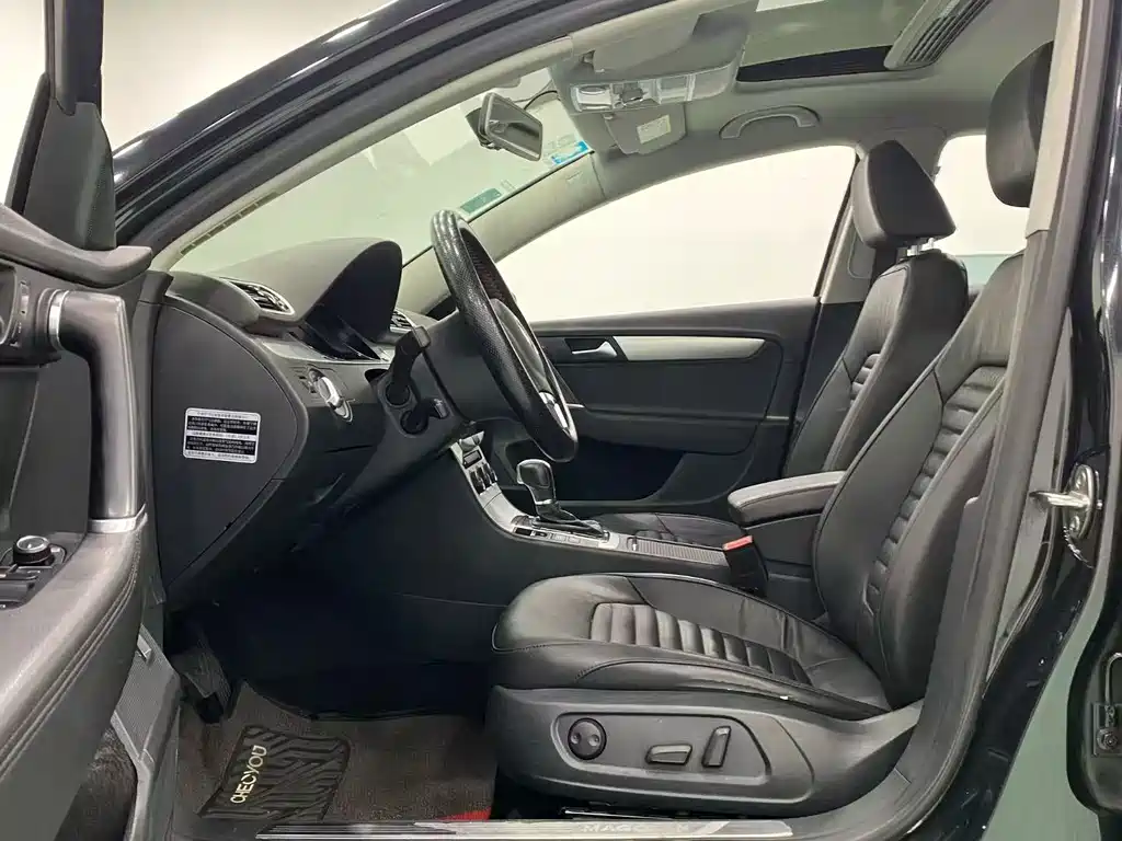 Volkswagen Magotan 2016