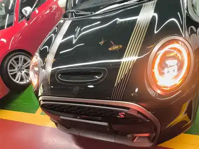 MINI MINI 2023