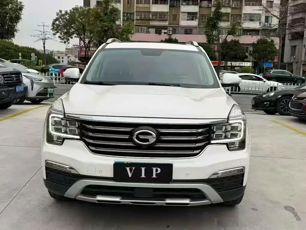 GAC Trumpchi GS8 2017 — фото 2