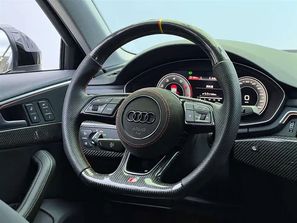 Audi A4L 2022 — фото 31