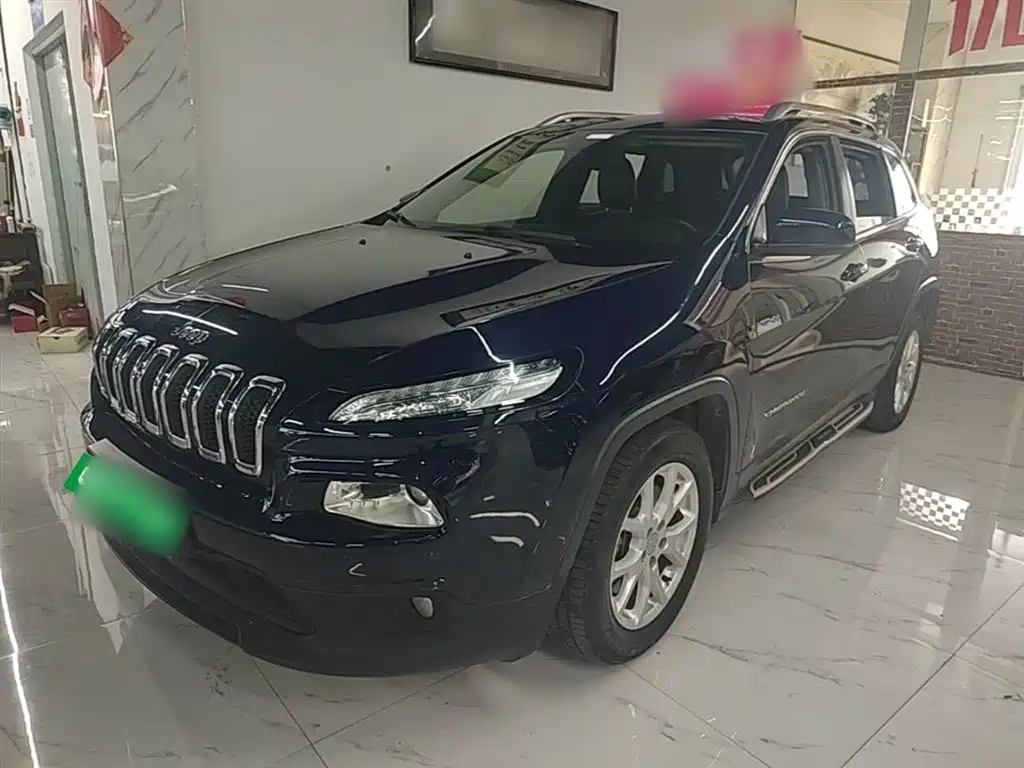 Jeep Cherokee 2017 — фото 1