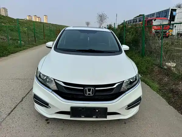 Honda Jade 2017