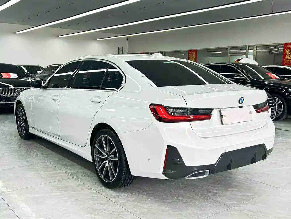 BMW 3 Series 2023
