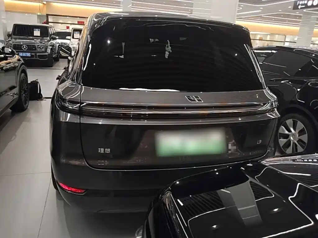 Li Auto Li L9 2025