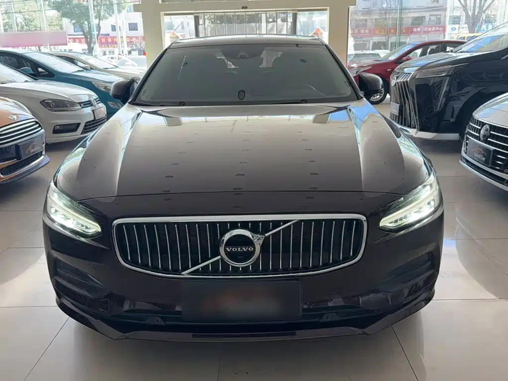 Volvo S90 2018 — фото 9