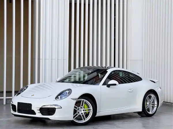Porsche 911 2015