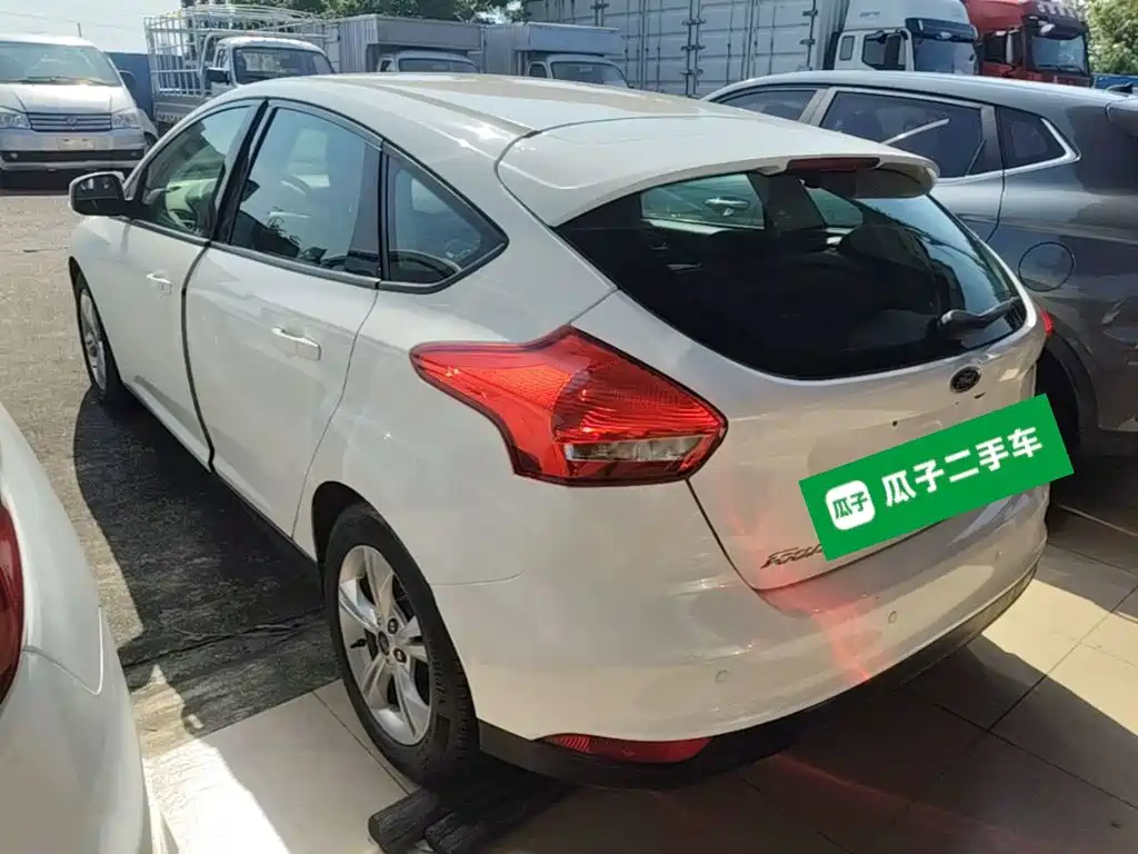 Ford Focus 2016 — фото 23