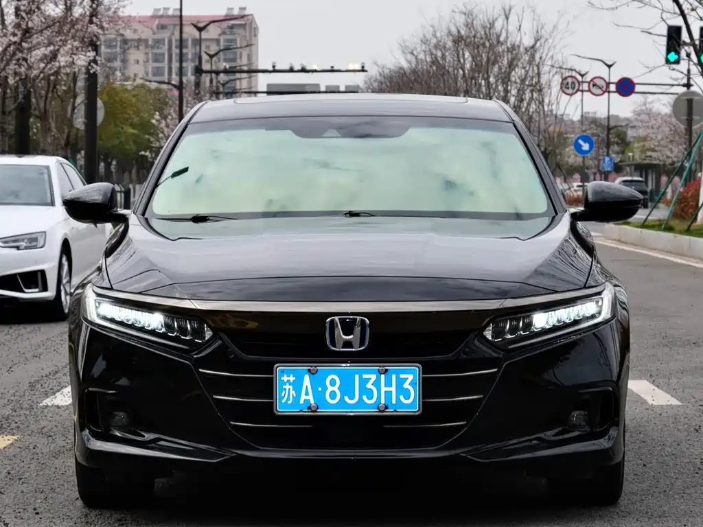 Honda Accord 2023 — фото 2