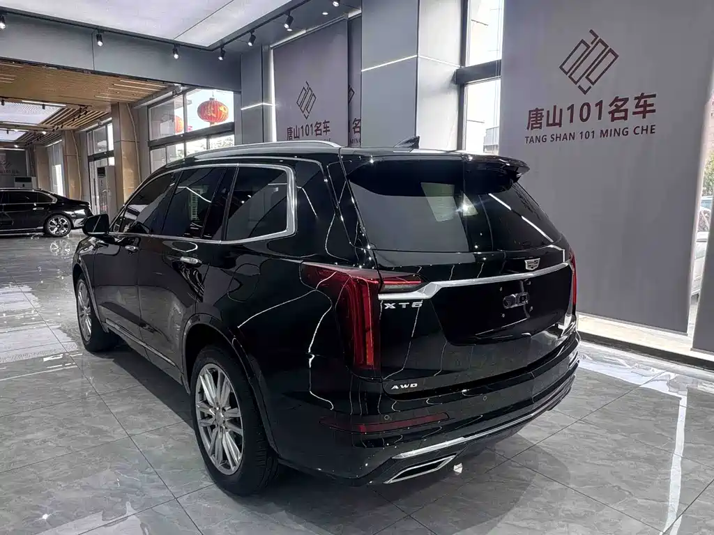 Cadillac XT6 2023