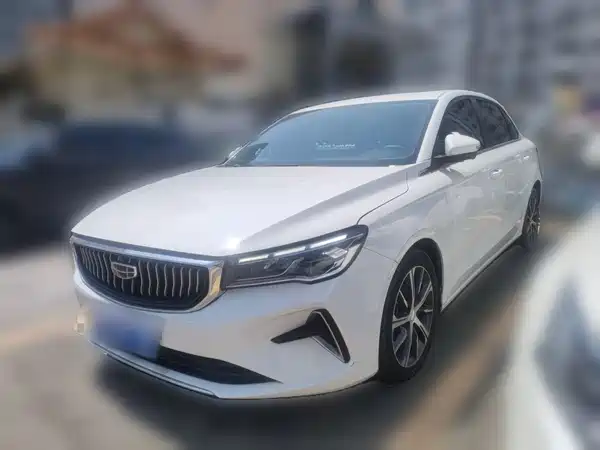 Geely Emgrand 2023