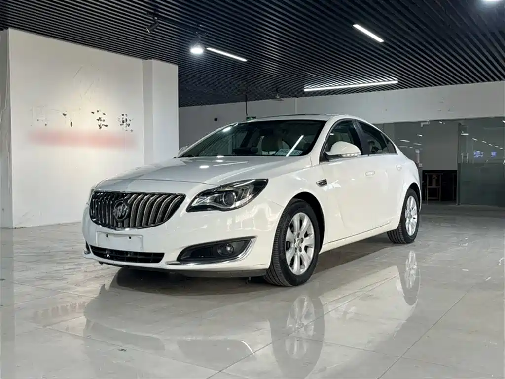 Buick Regal 2015 — фото 1