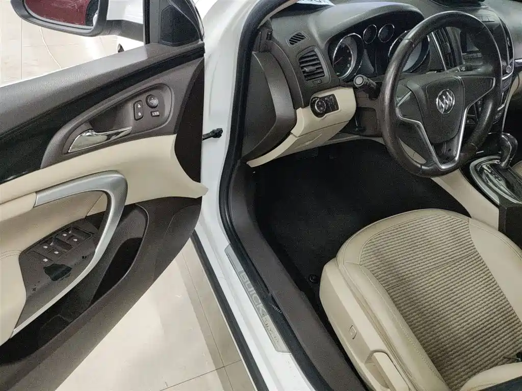 Buick Regal 2015 — фото 17
