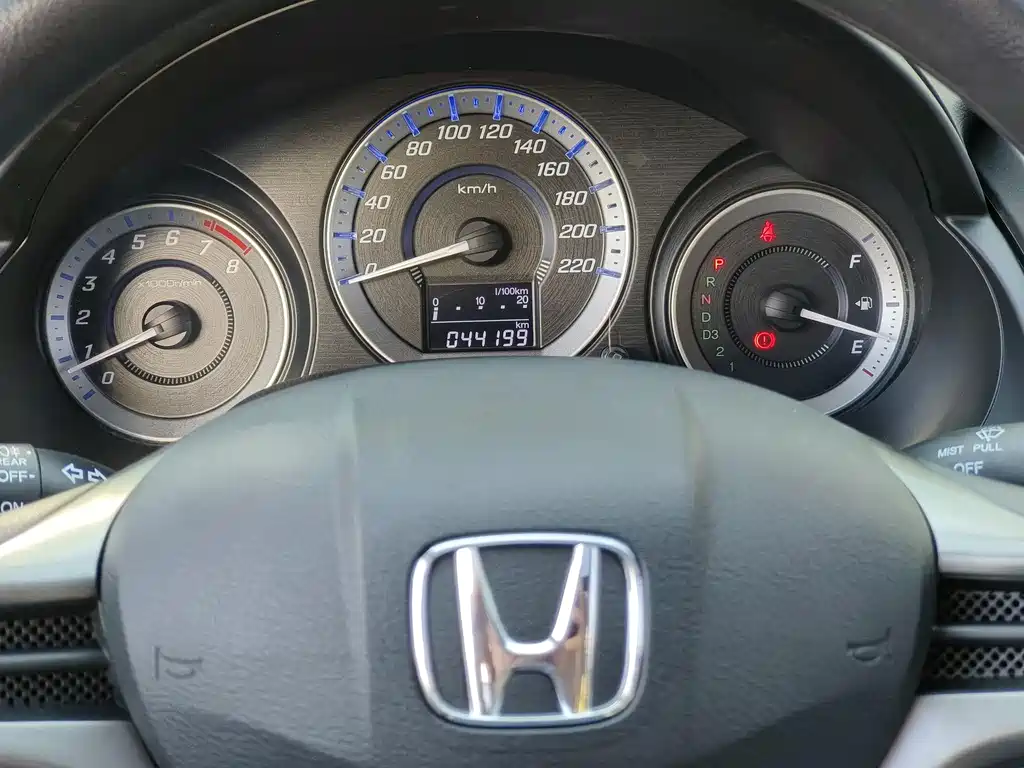 Honda City Classic 2015 — фото 15