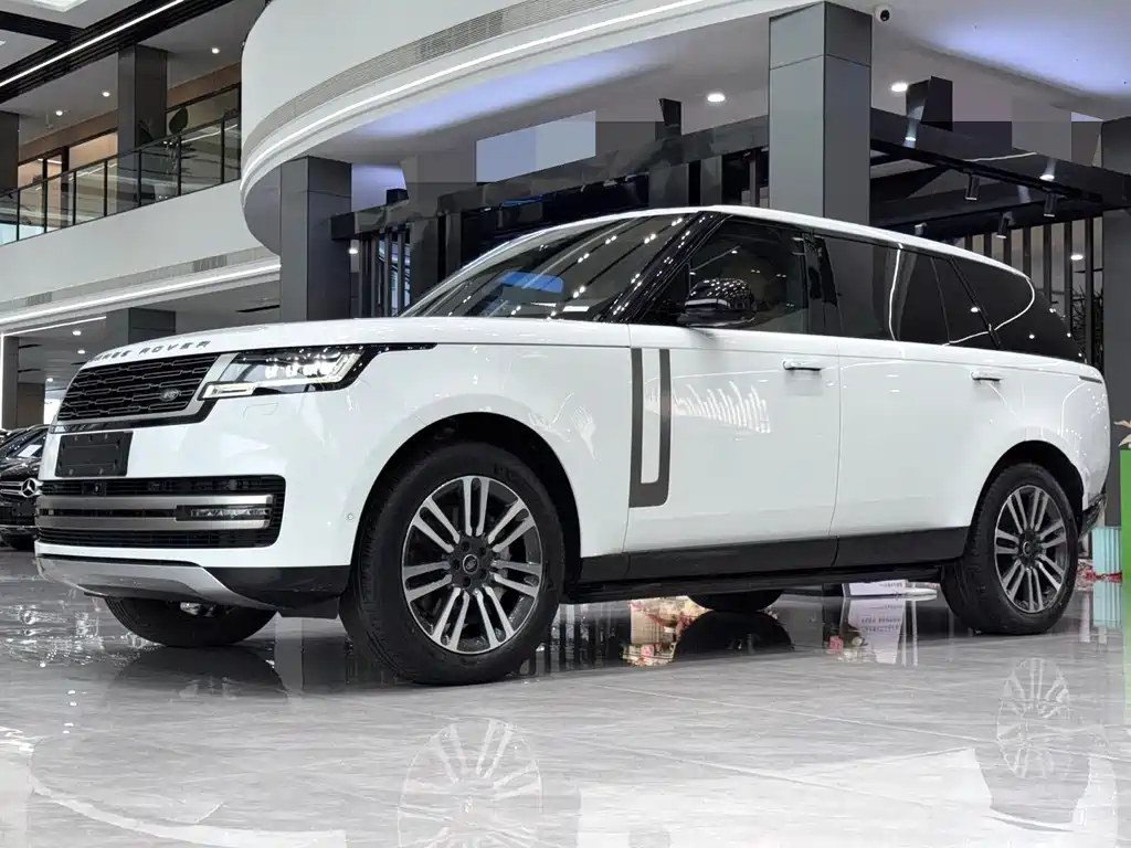 Land Rover Range Rover 2024 — фото 1