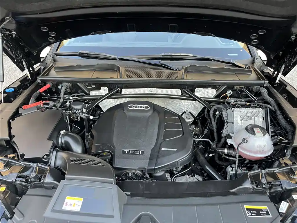 Audi Q5L 2023