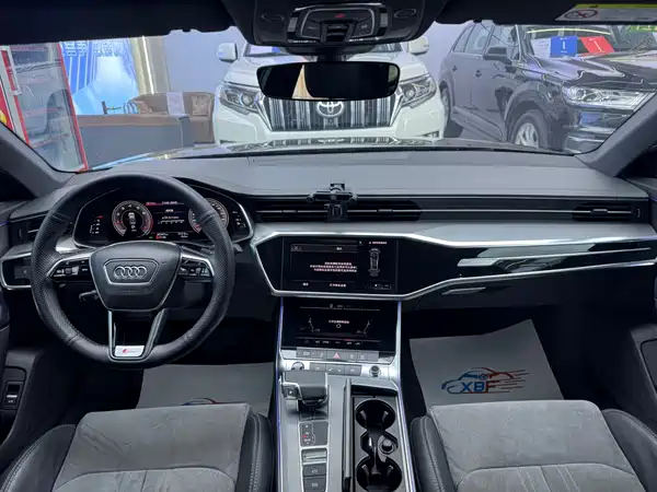 Audi A6L 2020