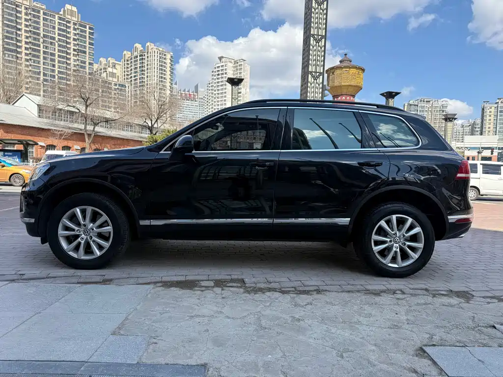 Volkswagen Touareg 2016 — фото 4