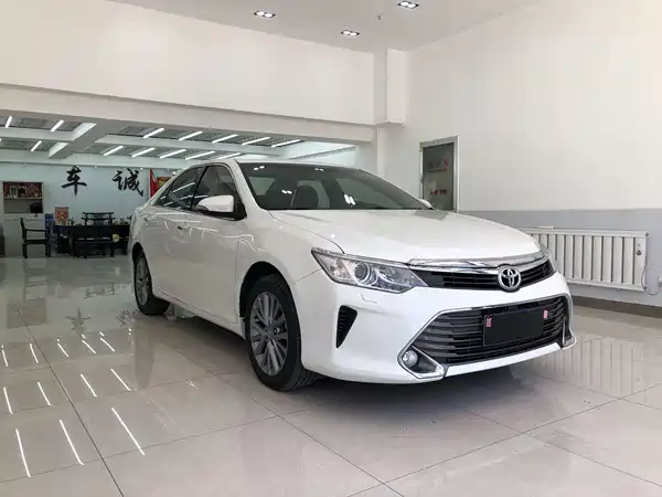 Toyota Camry 2015