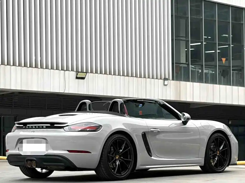 Porsche 718 2022