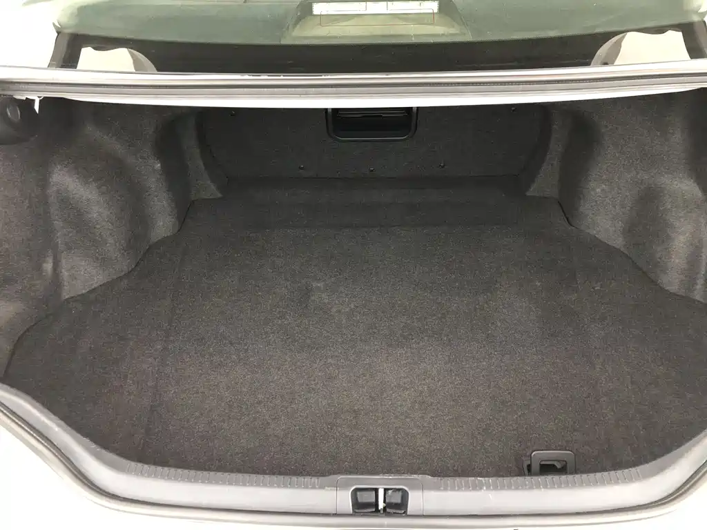 Toyota Camry 2015 — фото 18