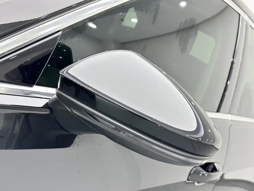 Audi A6L 2023 — фото 24