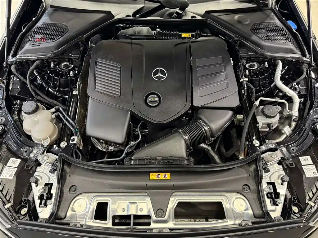 Mercedes-Benz E-Class 2024 — фото 12