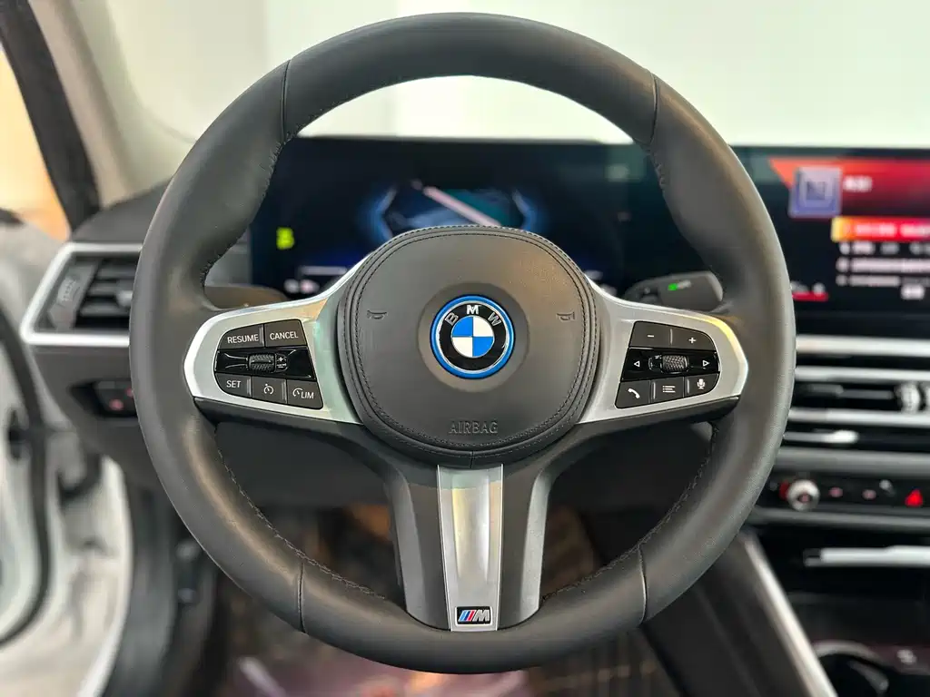 BMW i3 2023 — фото 9
