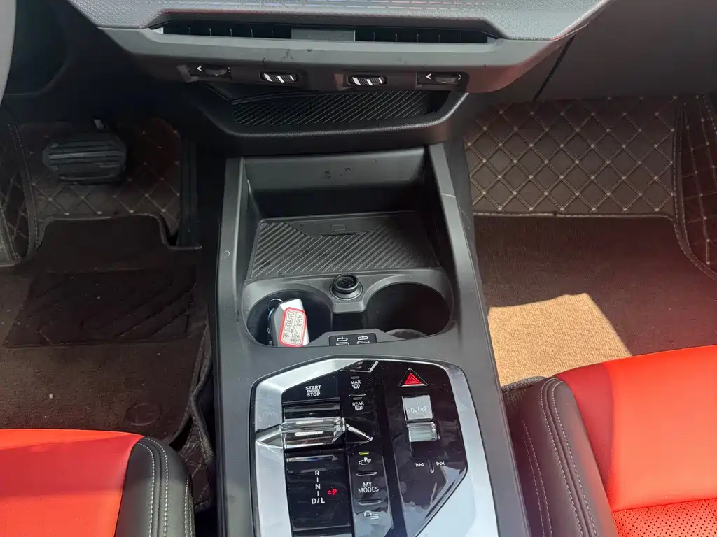 BMW 2 Series 2025 — фото 15