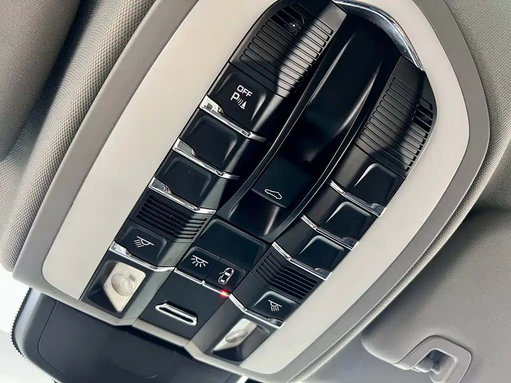 Porsche Panamera 2015 — фото 13