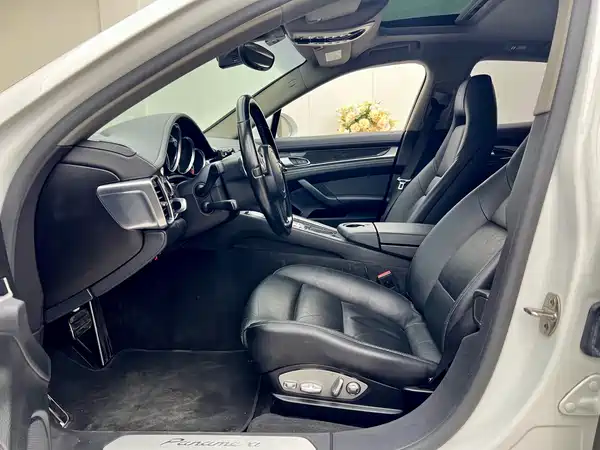Porsche Panamera 2015
