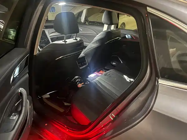Hongqi H5 2023