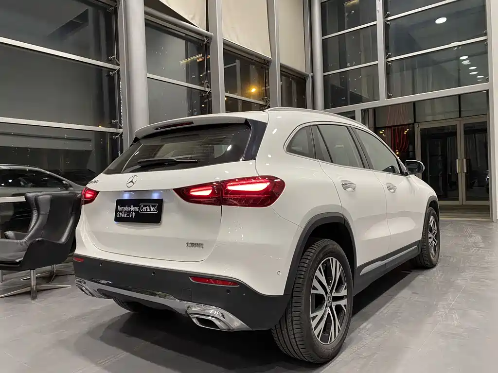 Mercedes-Benz GLA 2024 — фото 17