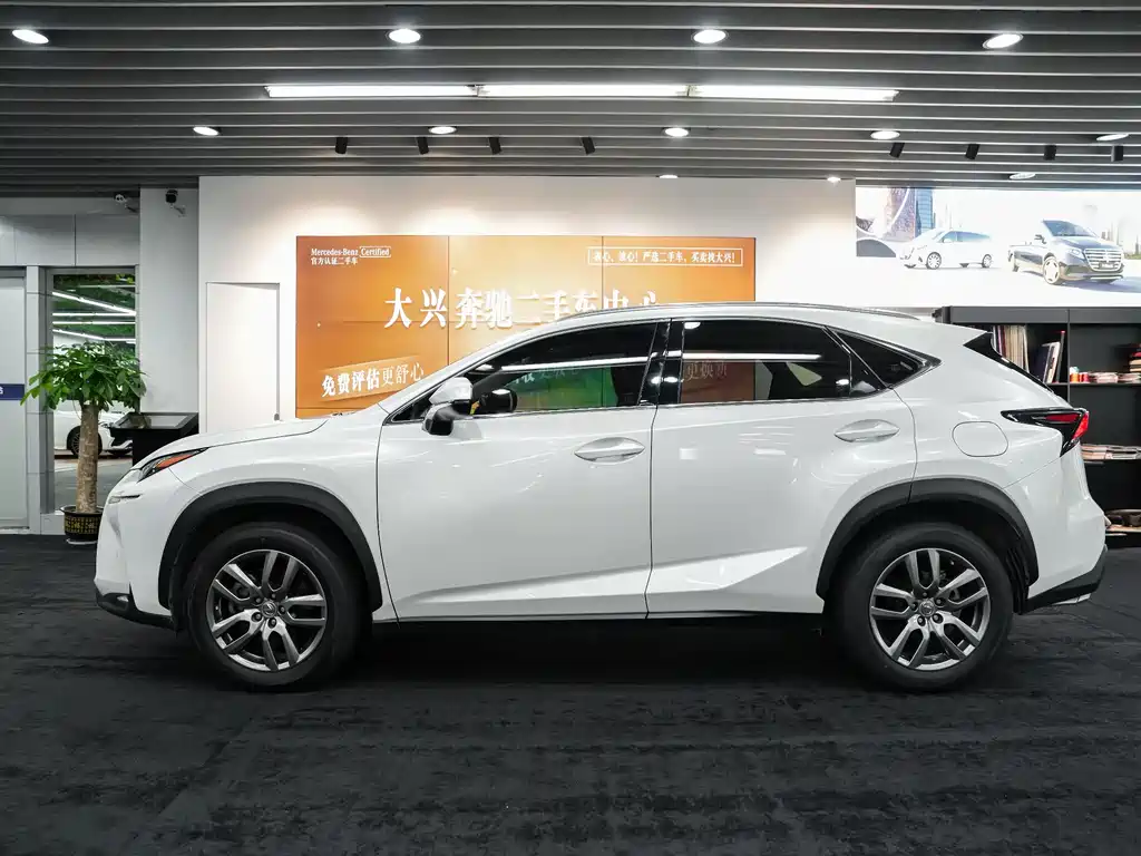 Lexus NX 2016