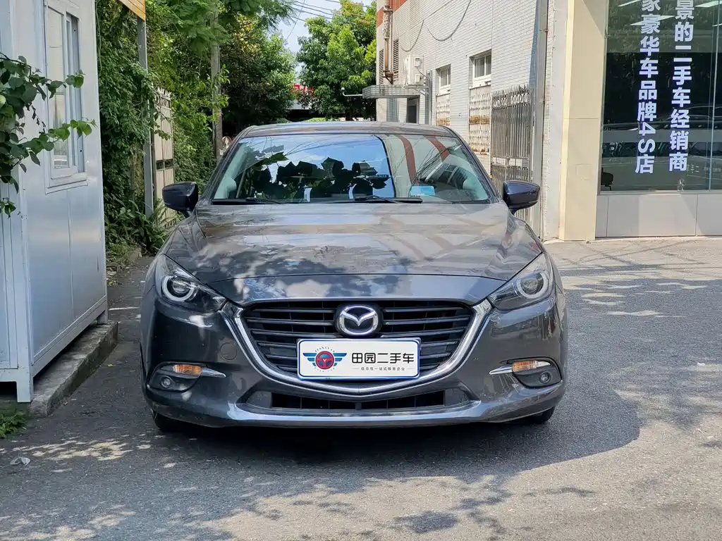 Mazda 3 Axela 2018