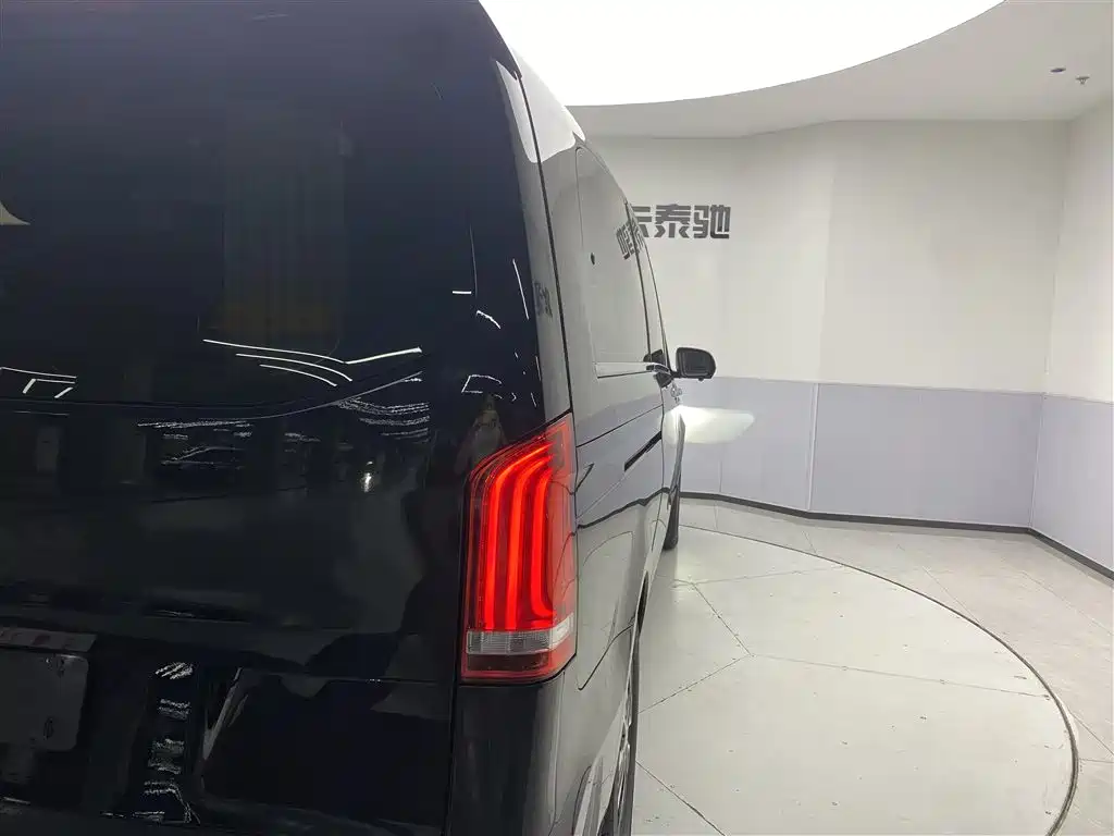 Mercedes-Benz Vito 2024 — фото 10