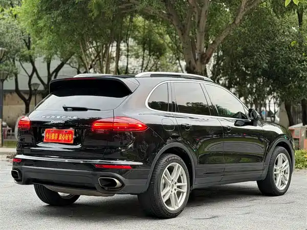 Porsche Cayenne 2016