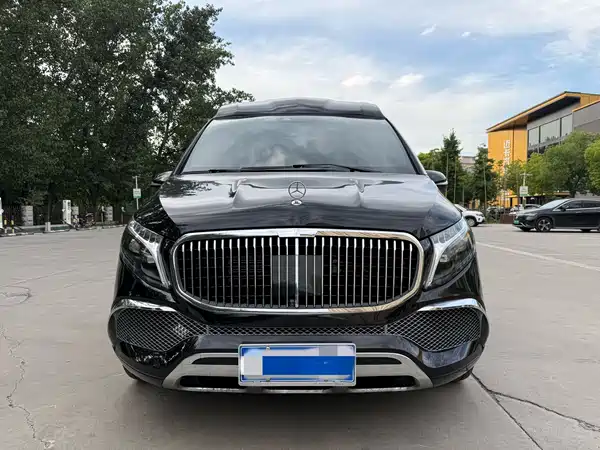 Mercedes-Benz V-Class 2023