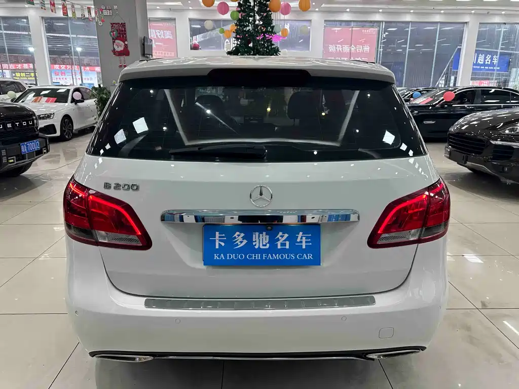 Mercedes-Benz B-Class 2018 — фото 14