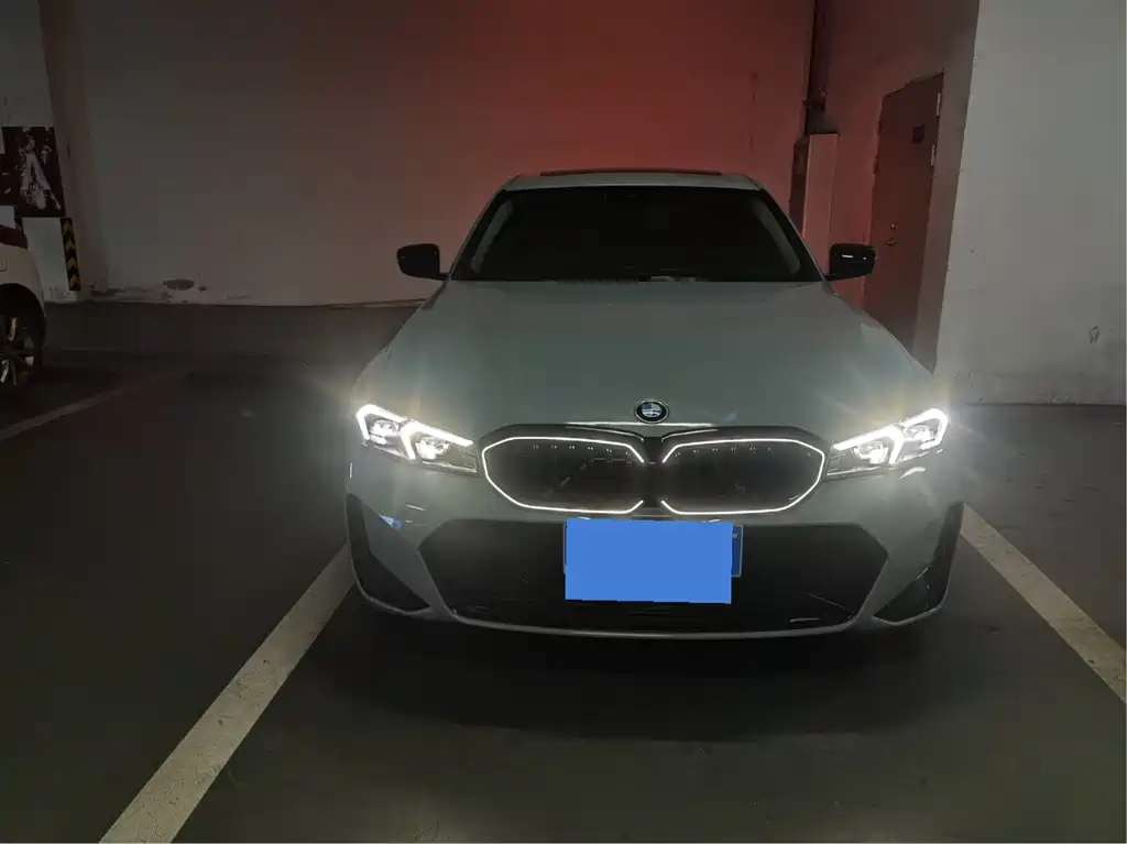 BMW 3 Series 2025
