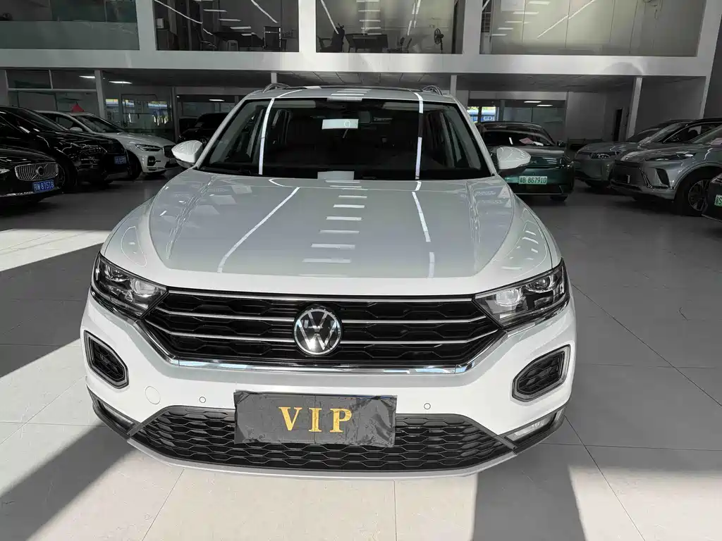 Volkswagen T-Roc 2023