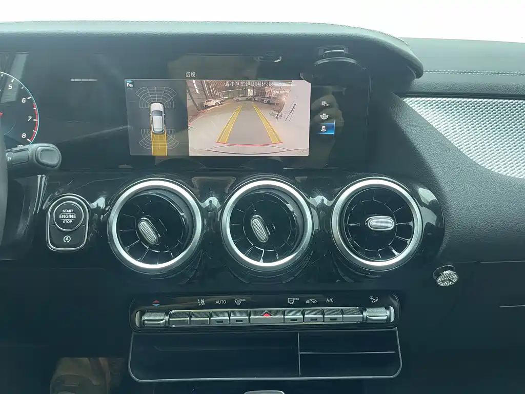 Mercedes-Benz GLA 2021 — фото 20