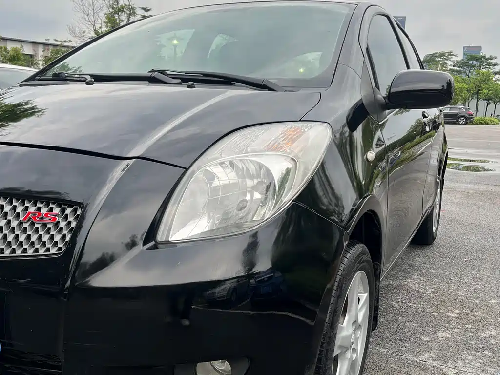Toyota Yaris 2008 — фото 21